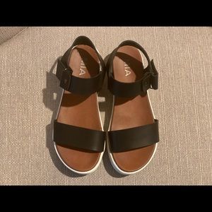 Mia platform sandals